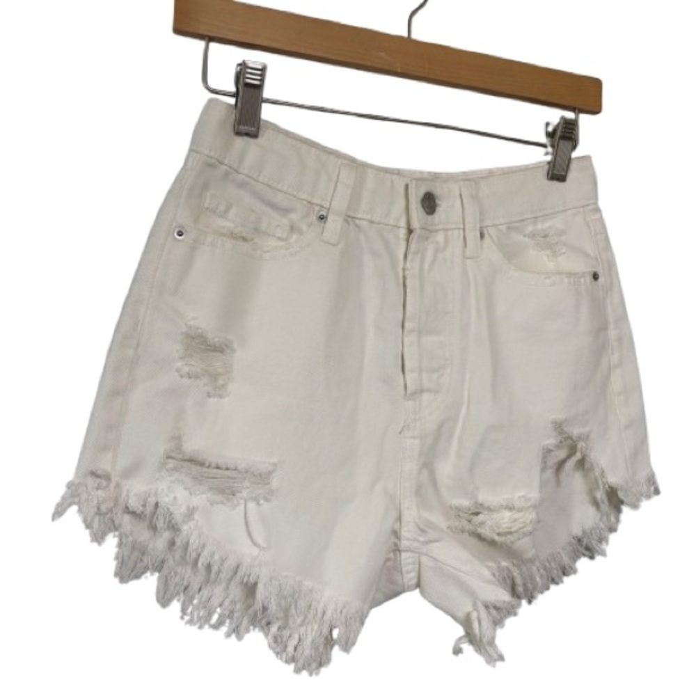 Wild Fable Off White Raw Hem Button Fly High Rise Shorts Size 00